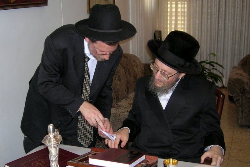 א רבי נעמט א קוויטל